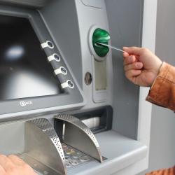 Deutschland führt morgen das Geldautomaten-Transparent-Gesetz ein: Alle Details!